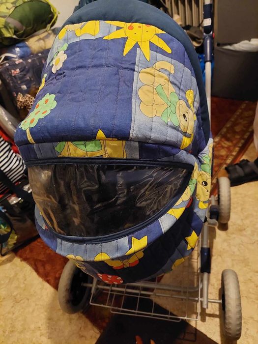 Продавам количка за кукли