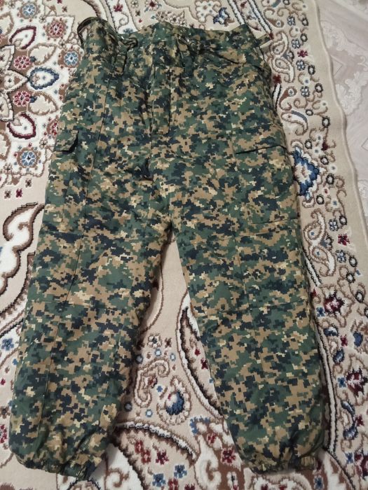 Продам спец одежду.