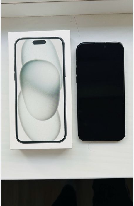 Продам айфон 15 plus