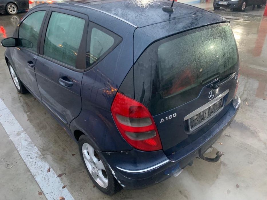 Dezmembrez mercedes a class w169/mercedes a class a180/motor/interior/