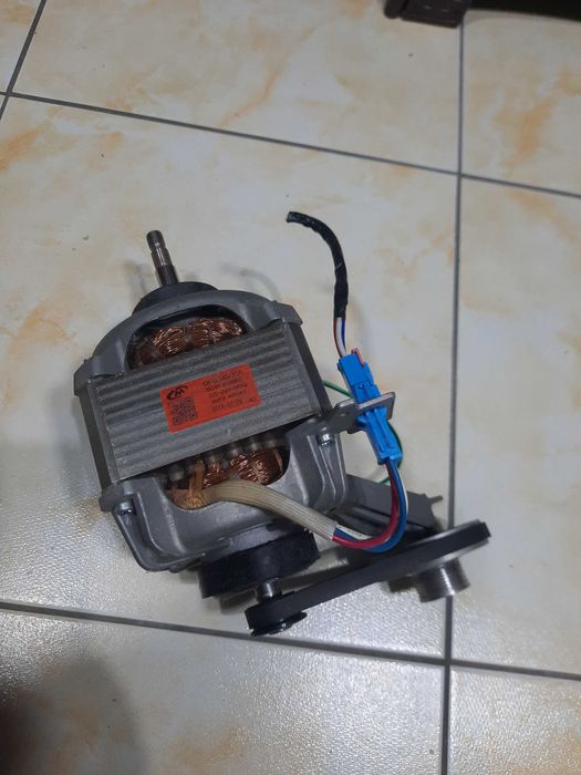 Motor mașină de uscat rufe