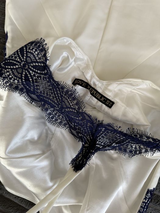 Продам платья love republic