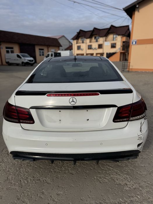 Bara spoiler Mercedes e-class w207 coupe AMG ORIGINALA! Nu