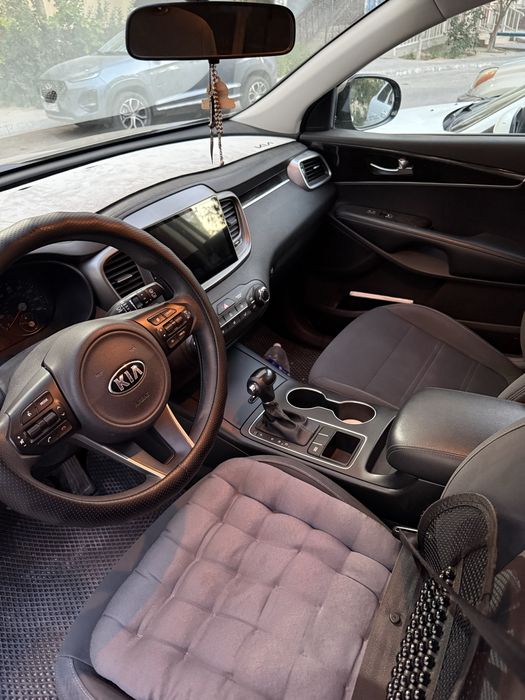 Автомобиль продам срочно