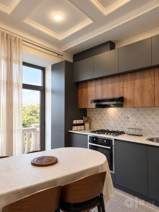 2-комн. квартира 70 м² в Ц-1 посуточно | 2 балкона
