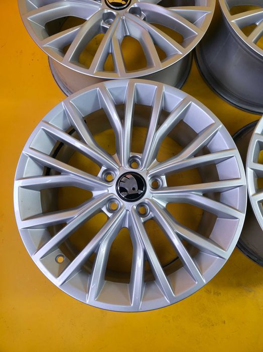 4 Jante Aliaj 5x112 17'' OEM Skoda Octavia Karoq Superb Kodiaq 2025