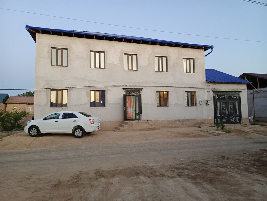 Жай сатилади 2 этаж