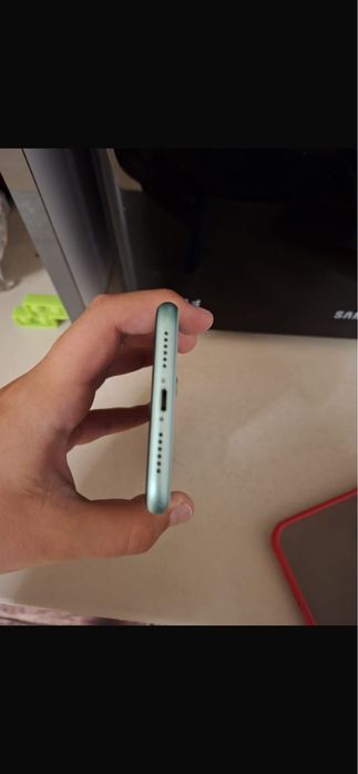 Iphone 11 verde