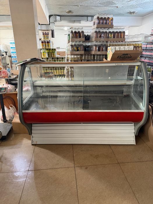 Витринные холодильники