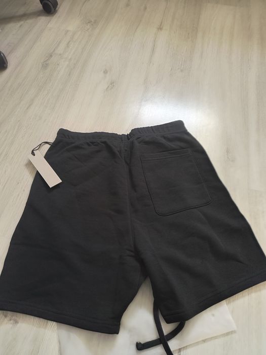 Pantaloni scurti Essentials negri+gri marimea S