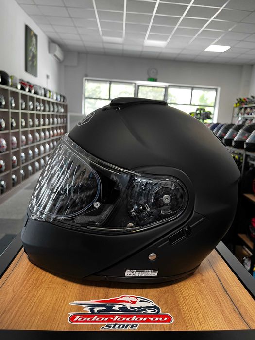 Oтваряема мото Каска SHOEI Neotec Flat Black,очила,размер L,като нова