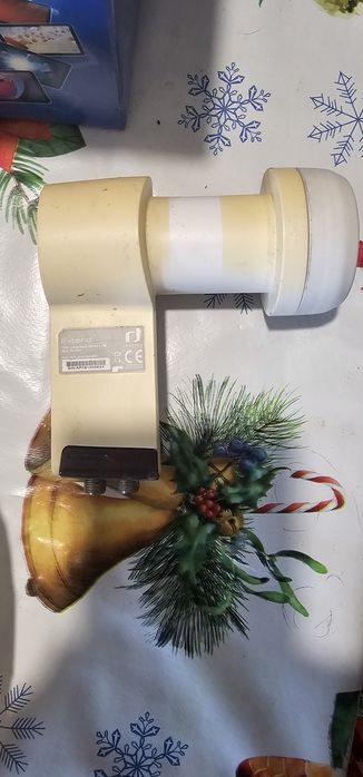 Antena  satelit Digi