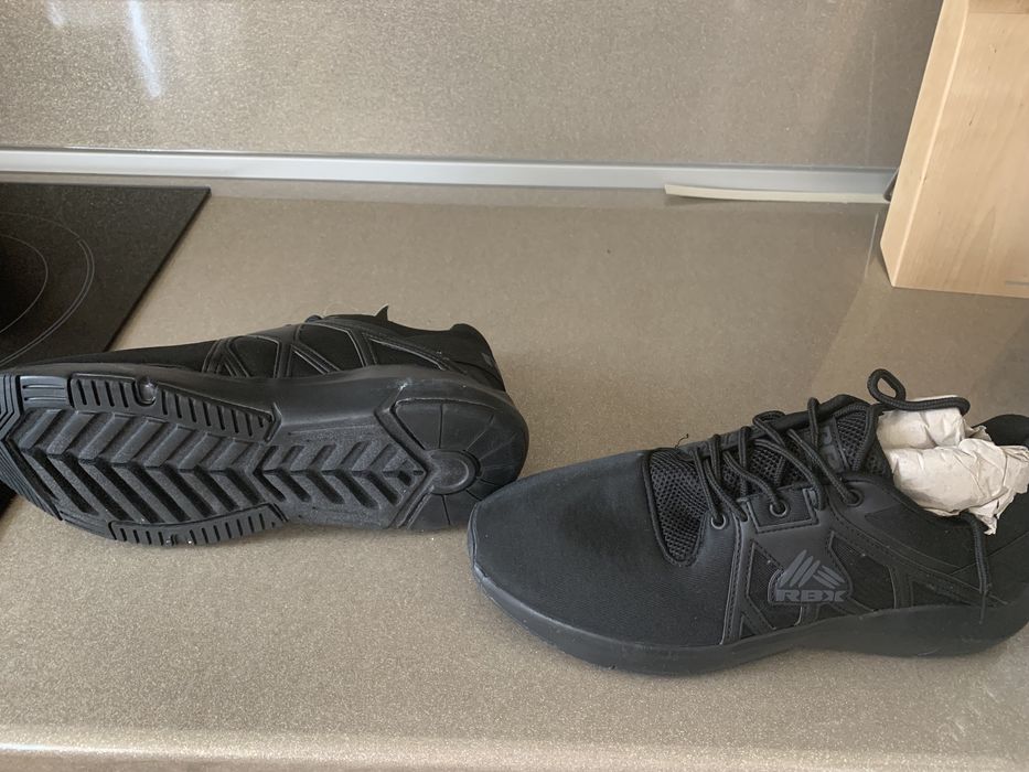 Чисто нови мъжки маратонки RBX