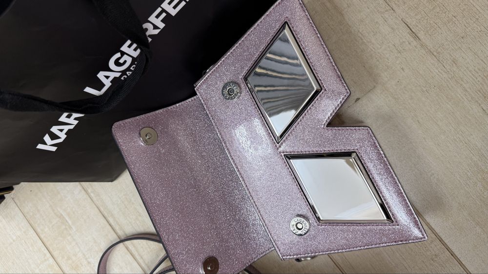 Karl Lagerfeld Бляскава чанта Icon