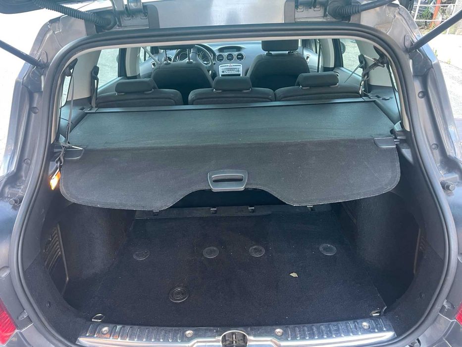 Peugeot 308 SW 1.6i / Пежо 308 2010 година комби на части