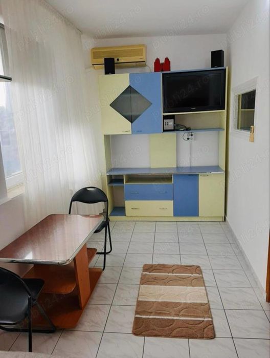 Inchiriez garsoniera zona Cet