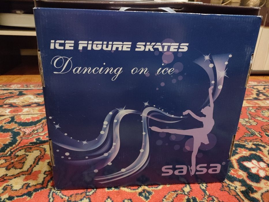 Продам коньки на мальчика и девочку