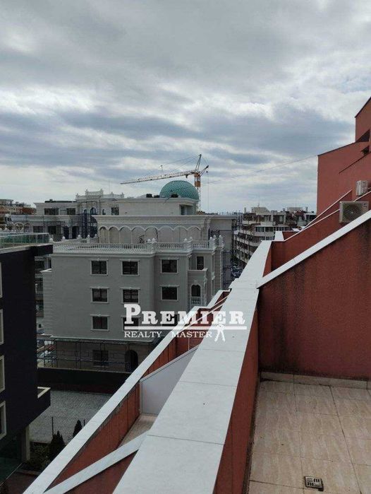 Продава се Двустаен апартамент в Поморие - 82 кв.м за 1011 €/кв.м - Снимка #2