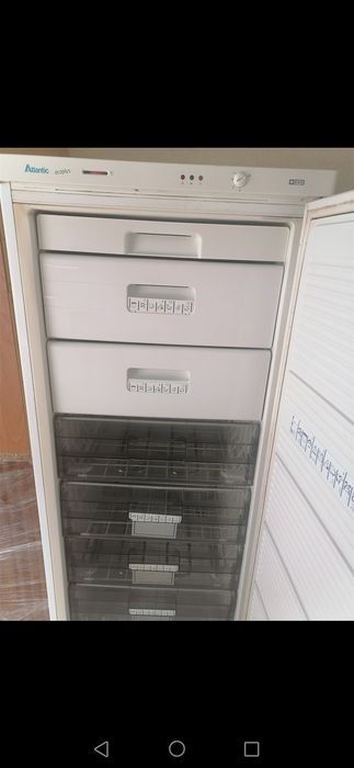 Продавам фризер.