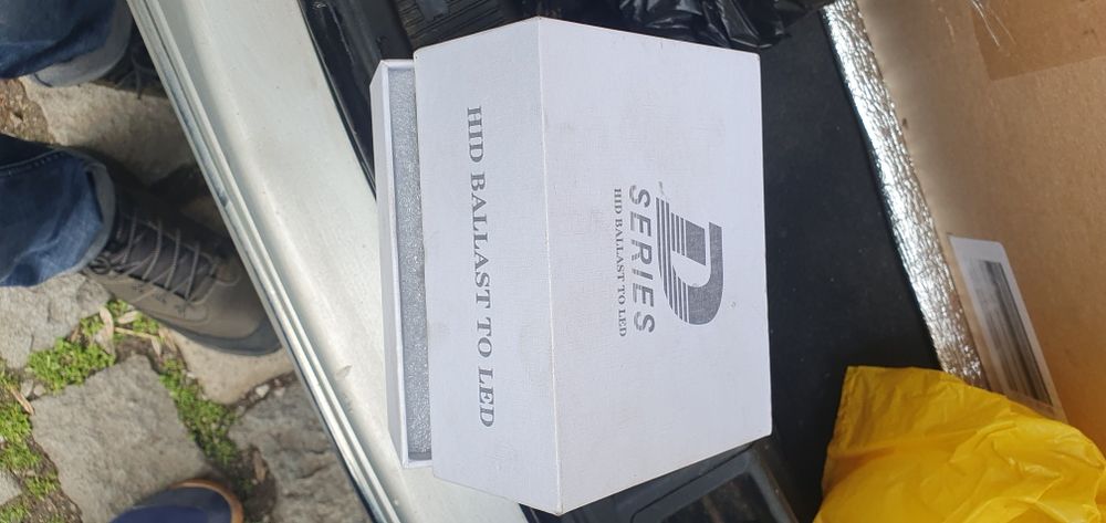 Лед крушки .Чисто нови