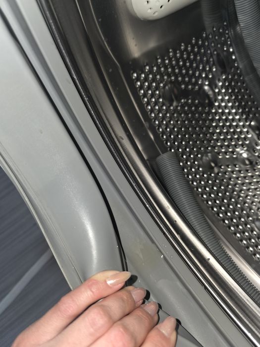 Продам стиральную машину