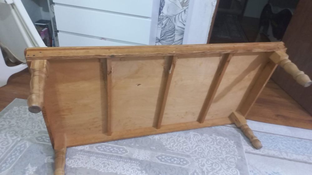 Стол низкий бу хороший