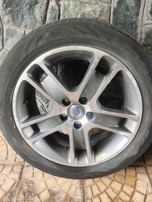 Гуми със джанти 205/55/17