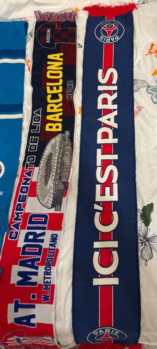 Футбольные шарфы