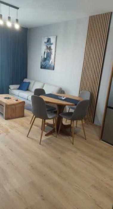 Дава се под наем Тристаен апартамент в София, Банишора - 90 кв.м за 750 € - Снимка #2