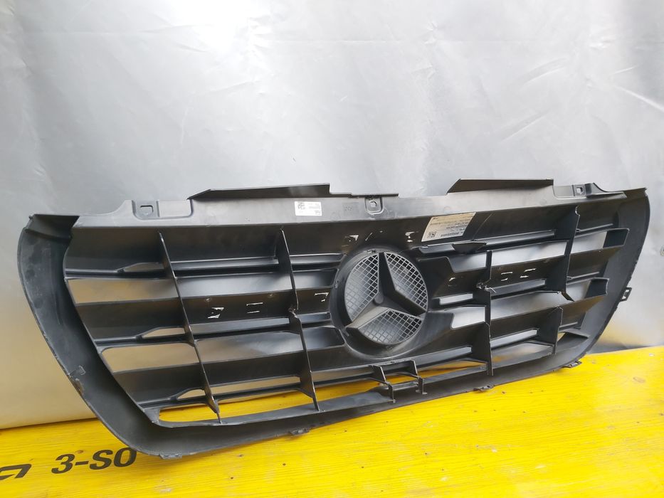 Грил решетка мерцедес спринтер  w910 Mercedes Sprinter W910