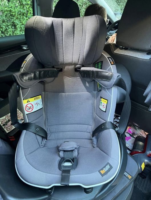 Scaun auto BeSafe Izi Twist + husa vara + protectie bancheta