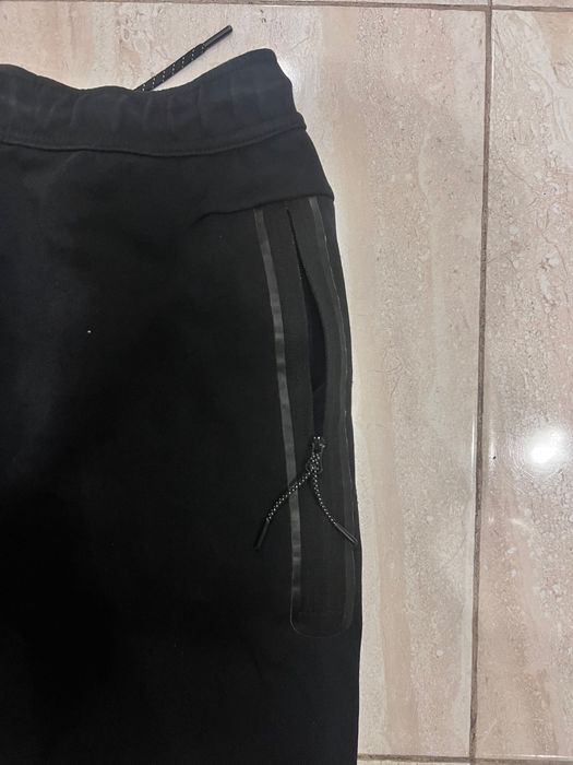 Долнище Nike Tech Fleece – черно