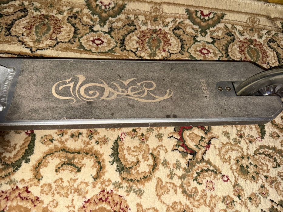 Продам самокат.