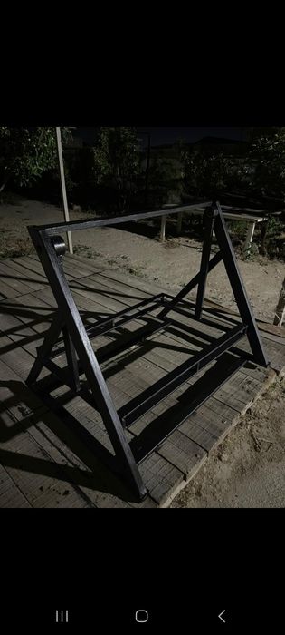 Кішкентай бағдарға качели сатылады