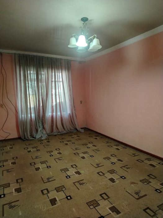 uy sotladi srochna 2xonali