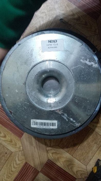 Динамик продам в отличном состоянии
