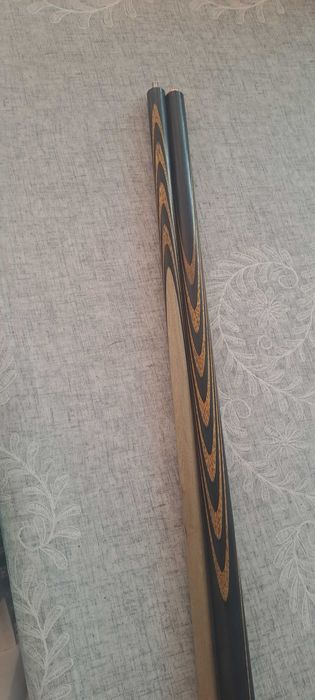 Продам бильярдный кий