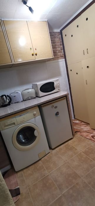 Дава се под наем Къща в Варна, Базар Левски - 26 кв.м за 175 € - Снимка #7