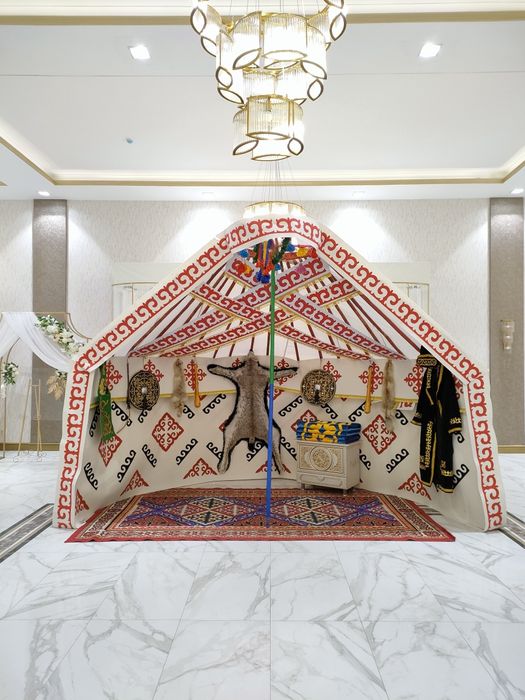 Юрта в аренду со всеми убранствами