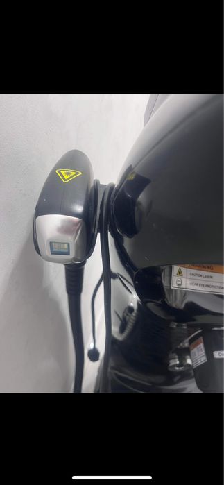 Inchiriez laser dioda Versus 3 Colour doar in Iasi