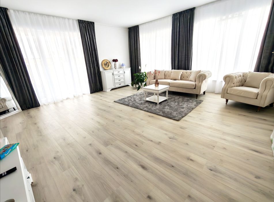 Vând Casa Noua la intrare în Santandrei pe partea stanga