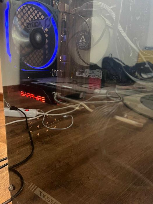 Vand PC gaming rx 5600 xt
