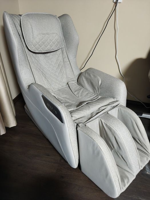 Масажен Стол REXTON Z02-Grey с компактни размери и SL - масажна ши