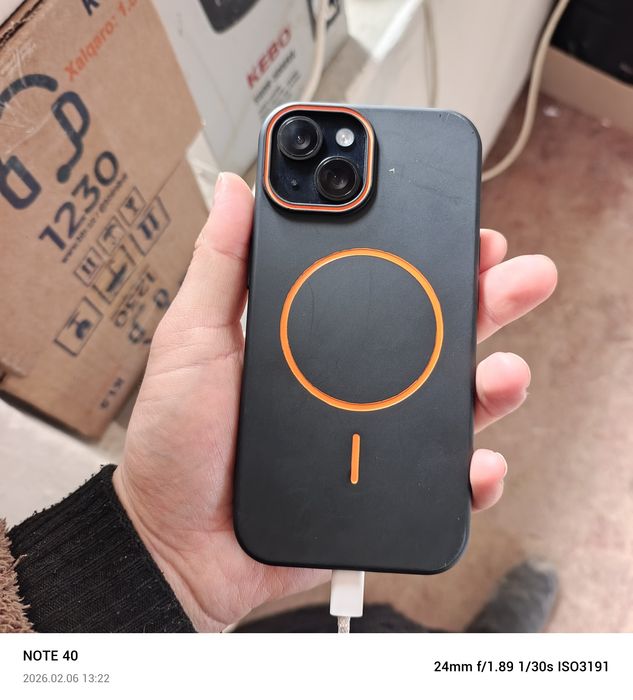 Phone 15 100% 35 sekl