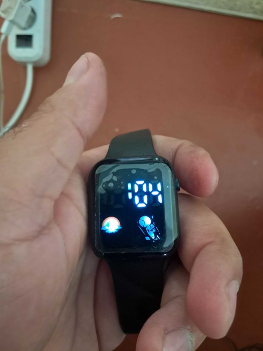 Продам чысы электронный