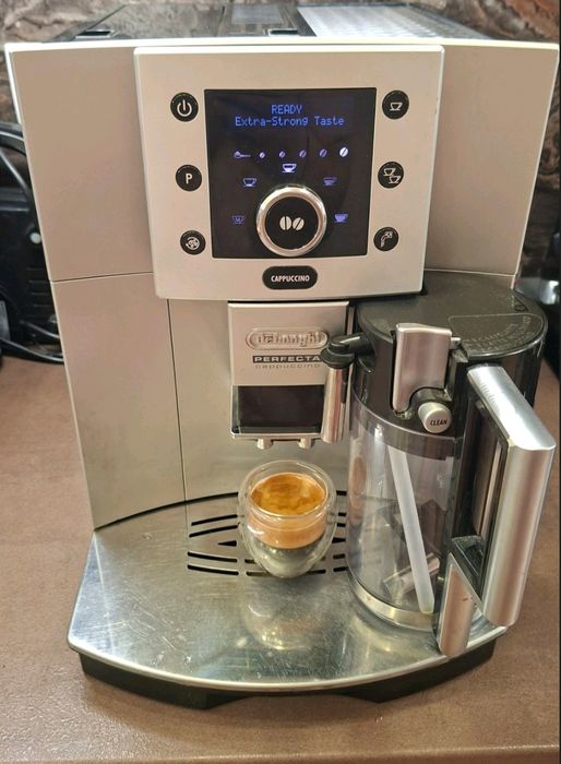 Кафеавтомат Delonghi Parfecta Cappuccino