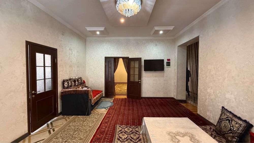 Продаётся дом 6 сотох в удомном расположени