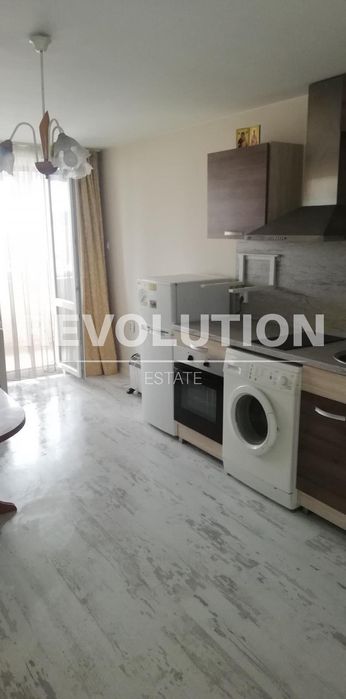 Дава се под наем Двустаен апартамент в Варна, Център - 60 кв.м за 600 € - Снимка #1