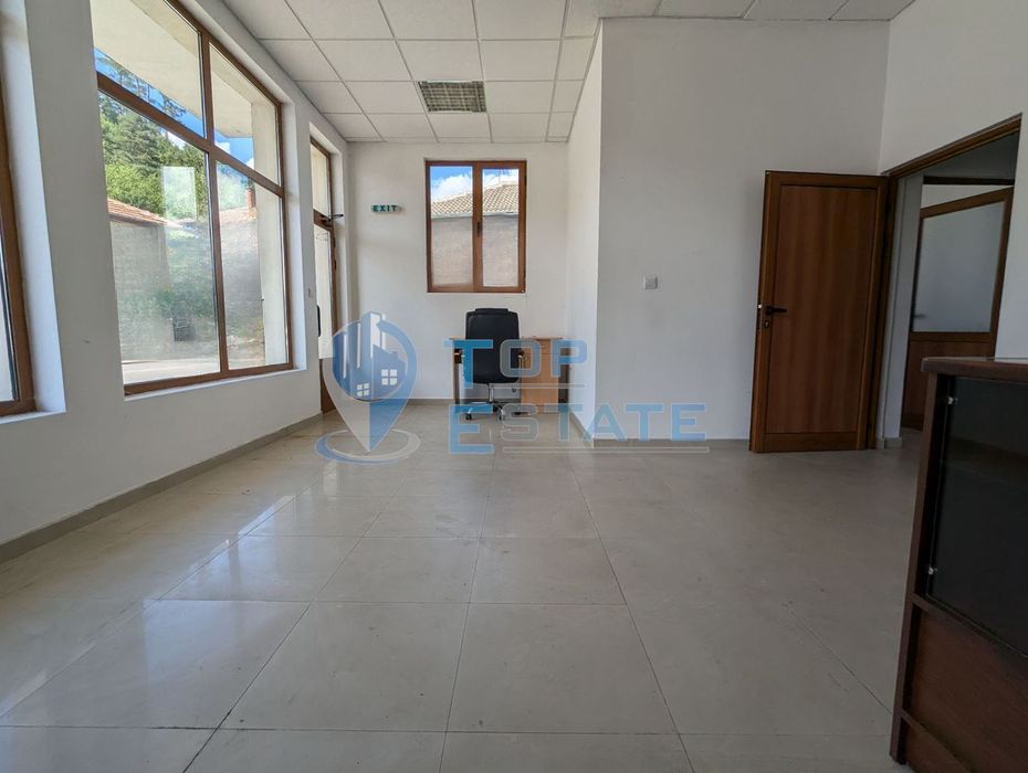 Продава се Магазин в Трявна - 60 кв.м за 1000 €/кв.м - Снимка #2