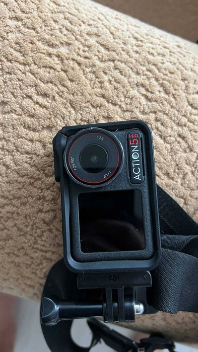 Экшн-камера DJI Osmo Action 5 Pro Adventure Combo